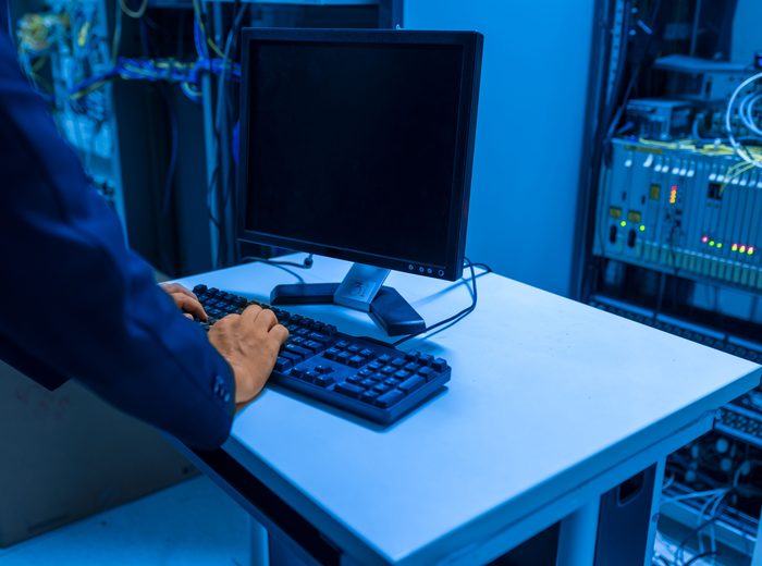 Operação em sala de servidores